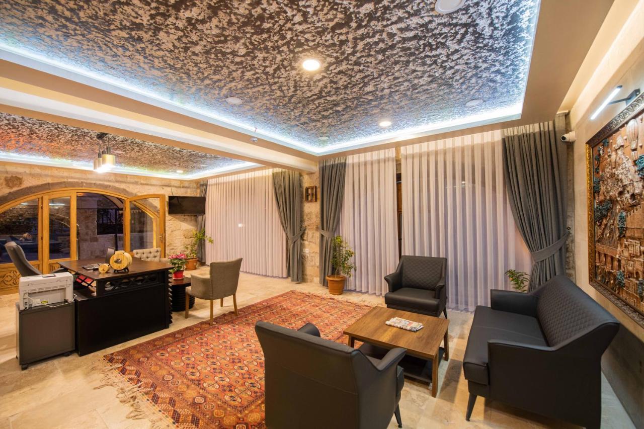 Ahiyan Hotel Учгісар Екстер'єр фото